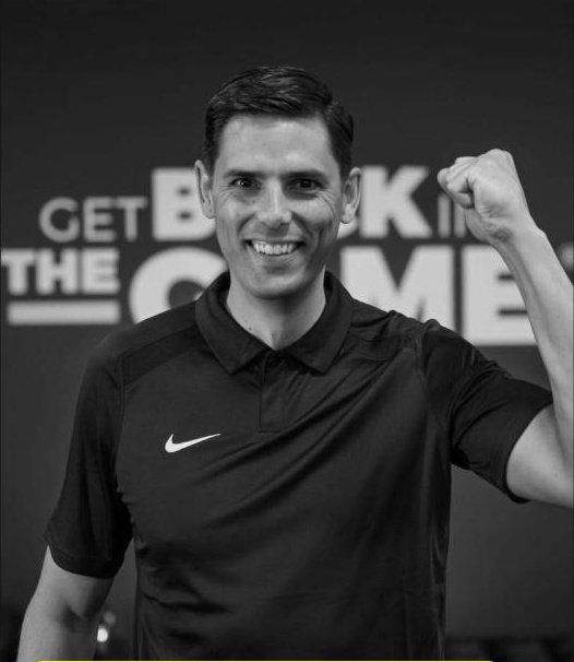 Thibault Vignais, kin&eacute;sith&eacute;rapeute du sport et ost&eacute;opathe &agrave; Paris